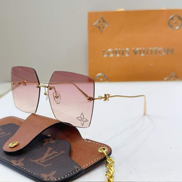 Picture of Louis Vuitton Sunglasses _SKUfw75015613fw